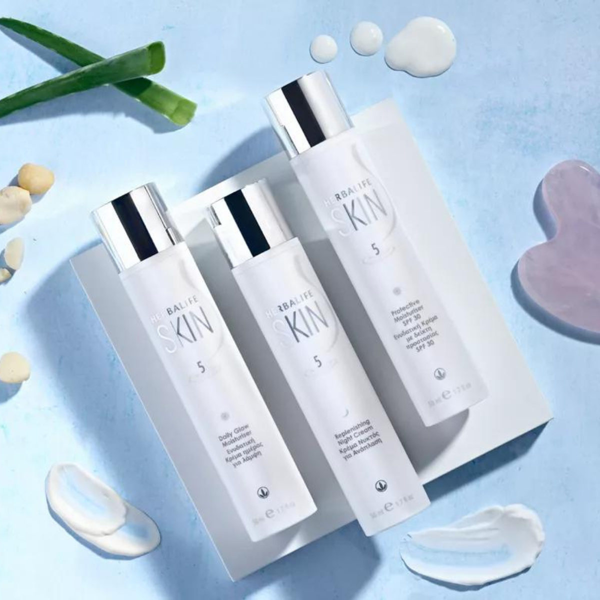 Заштитен хидрантен крем со SPF 30 1 Заштитен хидрантен крем со SPF 30